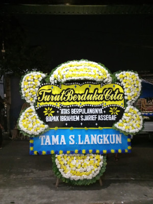 Papan Bunga Duka di Kotobangun